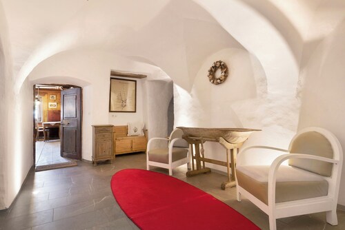 Historische Ferienwohnung Huber Stube mit Bergblick, Balkon und WLAN