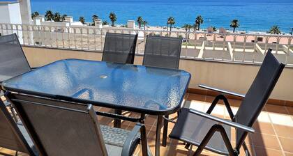 Apartment 'El Mirador De La Mar' with Sea View, Wi-Fi and Air Conditioning