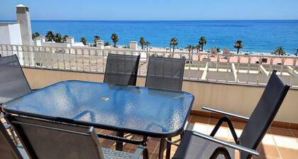 Apartment 'El Mirador De La Mar' with Sea View, Wi-Fi and Air Conditioning