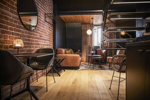 Grand Suite, 1 Queen Bed, Non Smoking, City View | Living area | Smart TV - Hotel ONIRO - Luxury Rooms & Wellness Suites (Tournai)