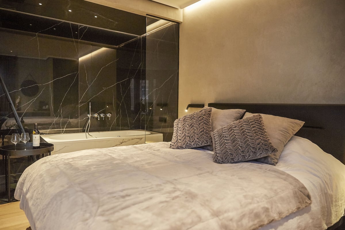 Comfort-Zimmer, 1 Queen-Bett, Nichtraucher, Stadtblick | 1 Schlafzimmer, hochwertige Bettwaren, Select-Comfort-Betten, Zimmersafe