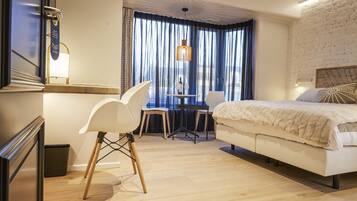 Phòng phong cách cổ điển, 1 giường cỡ queen, không hút thuốc, quang cảnh thành phố | Bộ đồ giường cao cấp, nệm Select Comfort, két bảo mật tại phòng