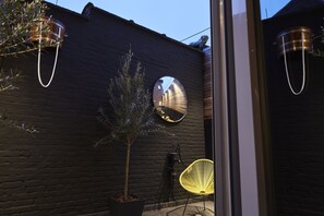 Suite – royal, 1 queensize-seng, ikke-røyk, byutsikt | Terrasse/patio