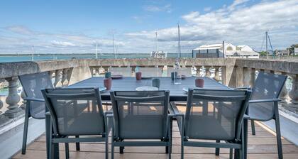 Beautiful flat with view on the port of Le Croisic
