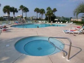 Pool - Beach Front, Private Beach Access, Beach Chair Service Included (Miramar Beach)