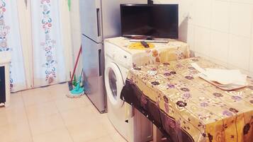 2 camere, ferro/asse da stiro, Wi-Fi gratuito, lenzuola