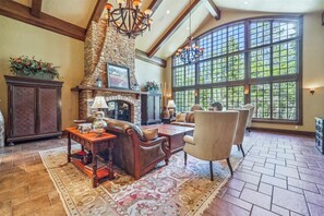 Maison, 6 chambres | Intérieur