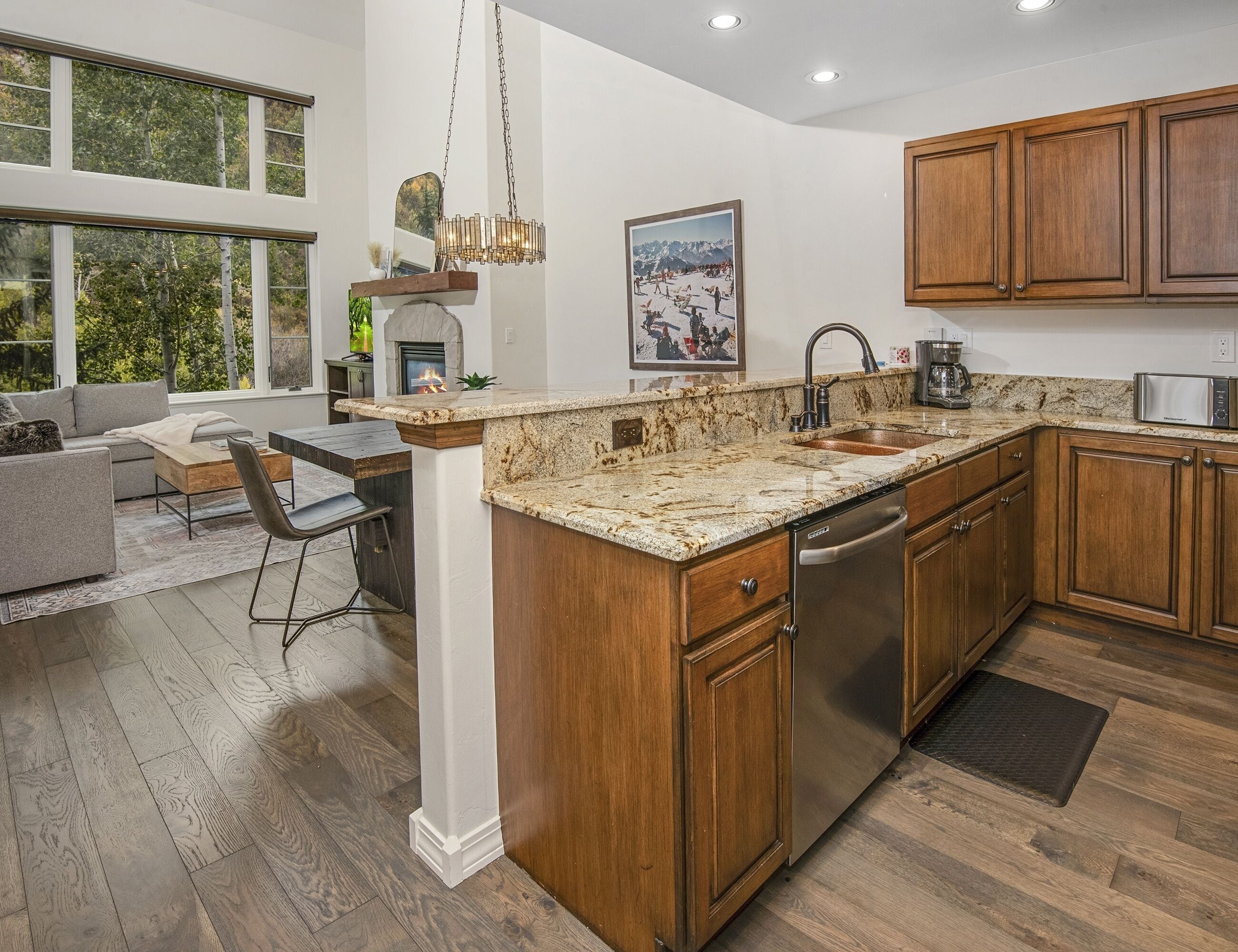 Refrigerador, horno, placa de cocina, cafetera/tetera