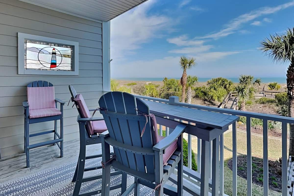 Studio (3 Bedrooms) | Front of property