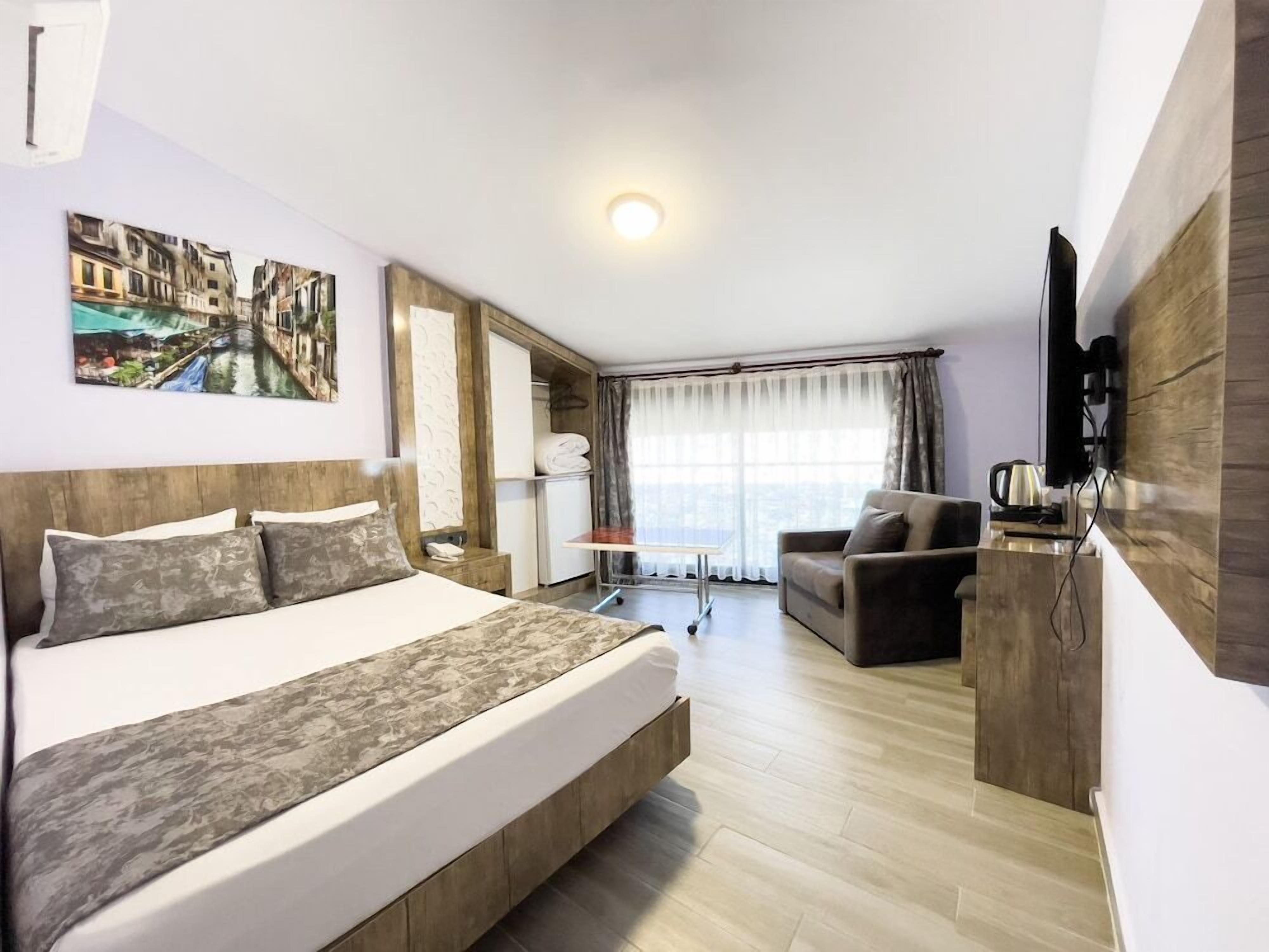 Egyptian cotton sheets, premium bedding, laptop workspace