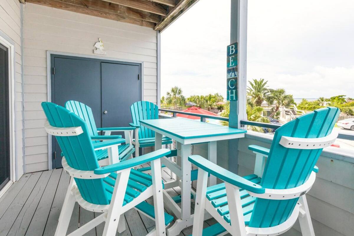 Condo, Multiple Beds, Kitchen, Ocean View (#101 - No Pets) | Outdoor dining