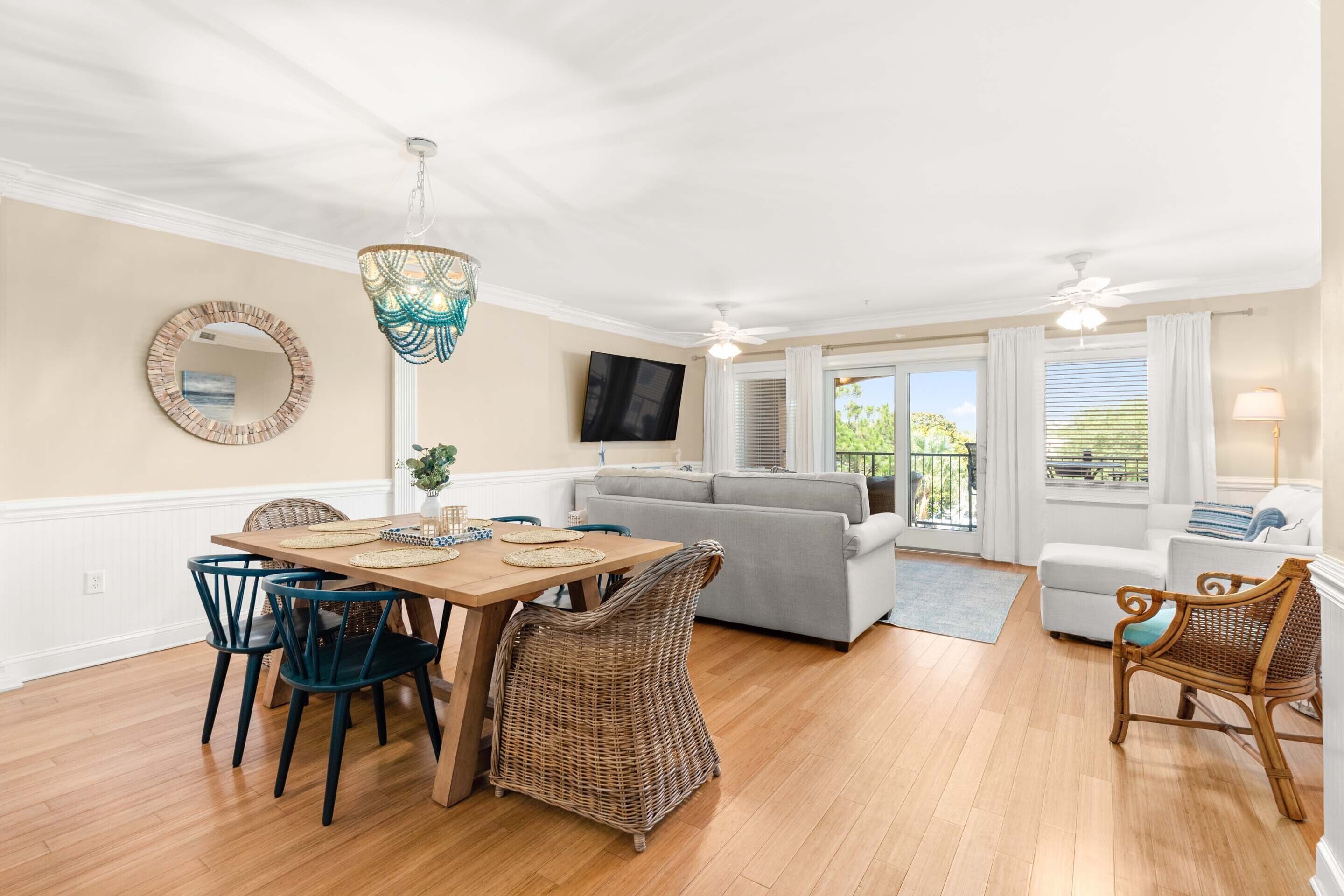 コンドミニアム (#315 - Pets) | 客室内のダイニングエリア