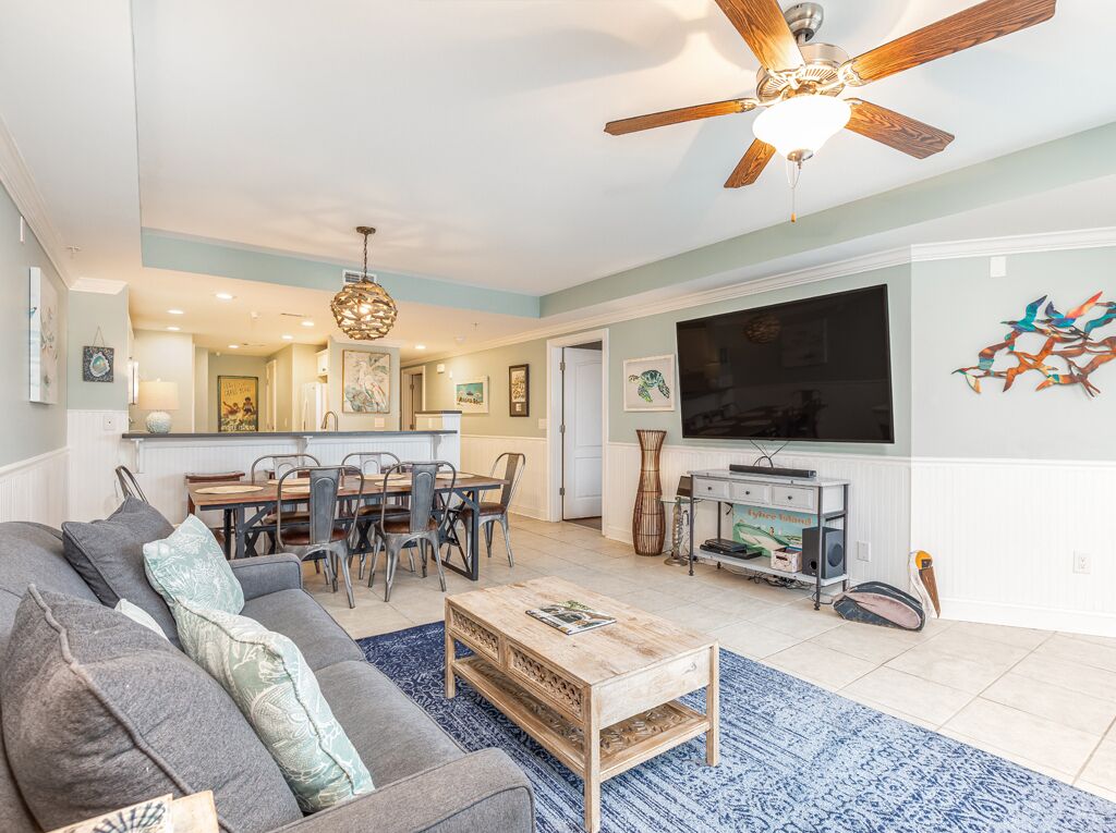 Condo, Multiple Beds, Pool Access, Partial Ocean View (#633 - No Pets) | Living area | 40-inch TV with digital channels