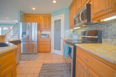 Secluded Waterfront Hideaway- Pet Friendly-Close to OBX and Duck Hunting 