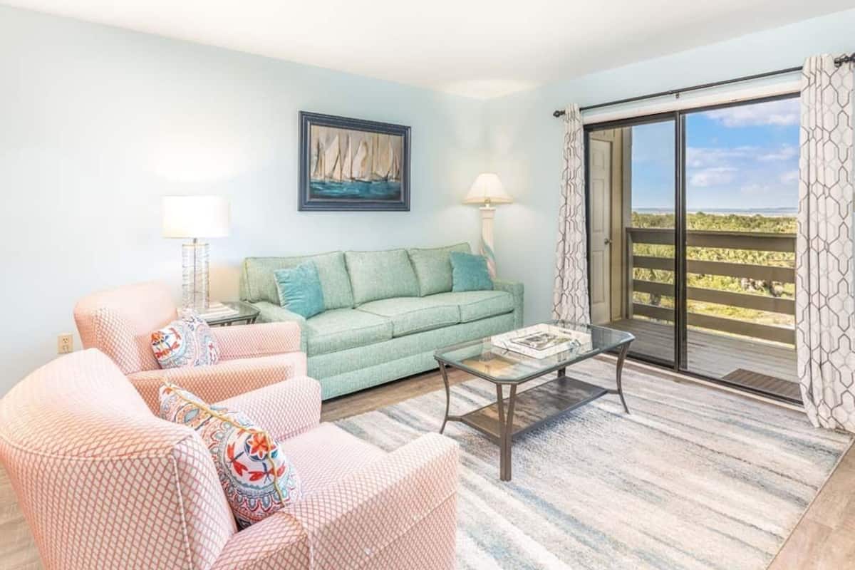 Condo, Multiple Beds, Kitchen, Ocean View (14B - No Pets Allowed) | Living area | 40-inch TV with digital channels