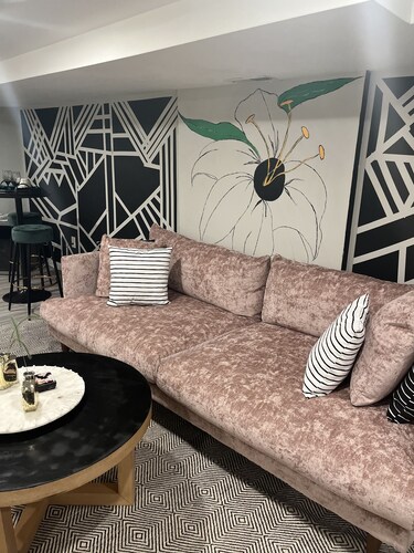 Cozy Lux FOUR bedroom Bed and Breakfast