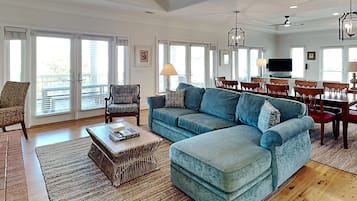 House, Multiple Beds, Kitchen, Partial Ocean View | Living area | TV