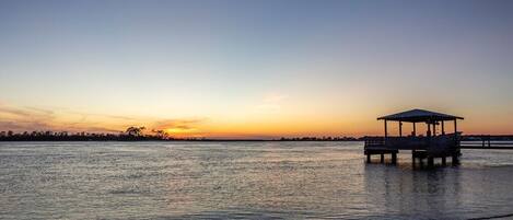 Towels, toilet paper