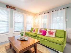 House, Multiple Beds, Kitchen | Living area | 40-inch TV with cable channels