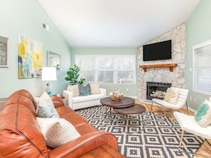 House, Multiple Beds, Kitchen | Living area | 40-inch TV with cable channels - All Decked Out by Tybee Vacation Rentals (Tybee Island)