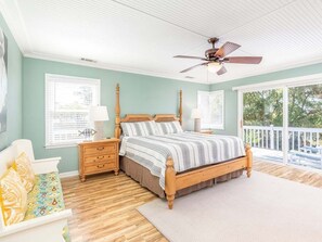 House, Multiple Beds, Kitchen | 4 bedrooms, free WiFi, bed sheets