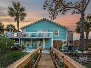 Exterior - All Decked Out by Tybee Vacation Rentals (Tybee Island)