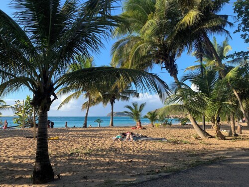 villa 200m from the sea