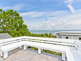 House, Multiple Beds, Kitchen, Partial Ocean View | Property grounds