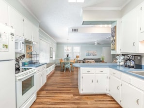 House, Multiple Beds, Pool Access, Pool View | Private kitchen