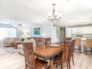 House, Multiple Beds, Kitchen, Garden View | Dining