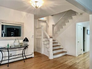 Interior - localSTR - Beach Block Oasis - 4,000sqft + 5 Bed (Atlantic City)