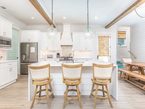 House, Multiple Beds, Pool Access, Pool View | Private kitchen | Fridge, microwave, oven, stovetop - Big Wave by Tybee Vacation Rentals (Tybee Island)