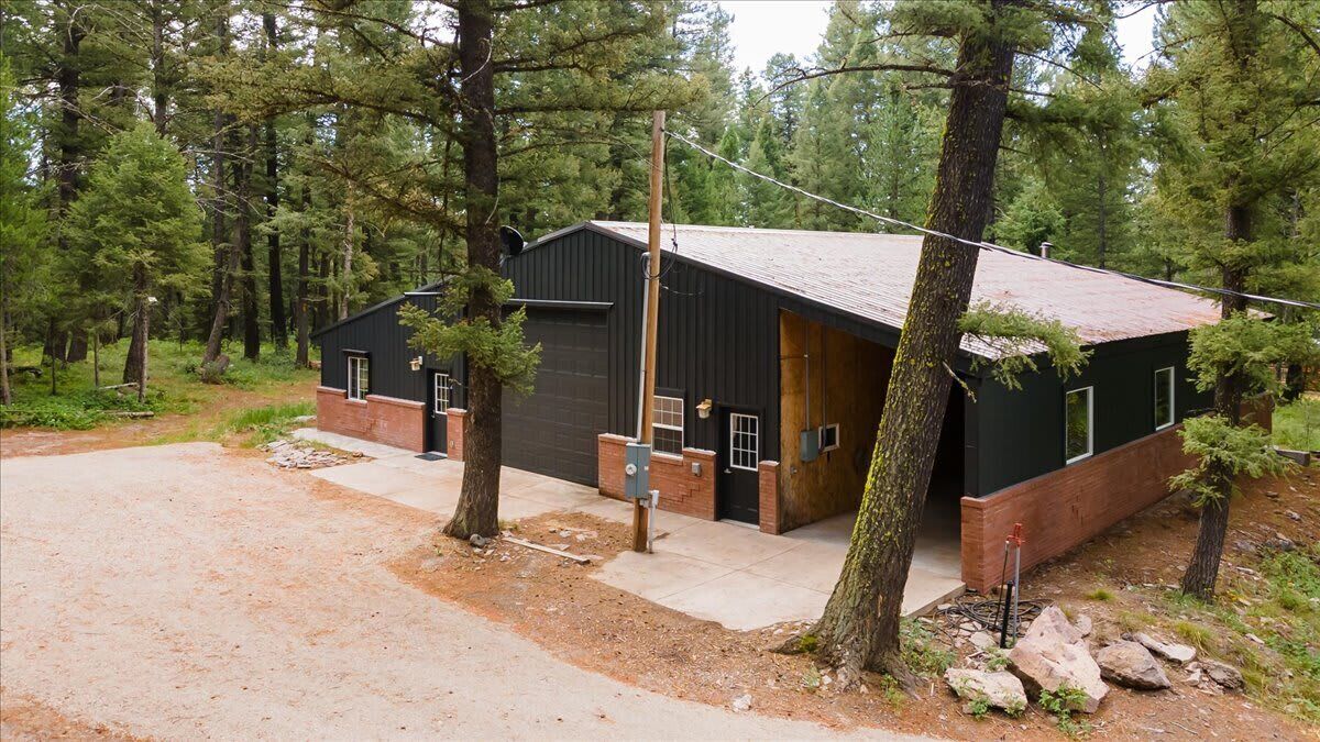 Island Park Solitude, Yellowstone Getaway