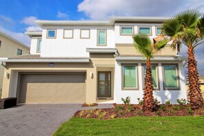 Exterior - Less than 15 minutes to the Disney Area! (Kissimmee)