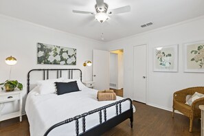 2 bedrooms, free WiFi, bed sheets