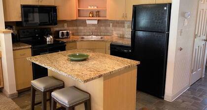 Large Condo on the 7th hole in Eagle Crest Resort!