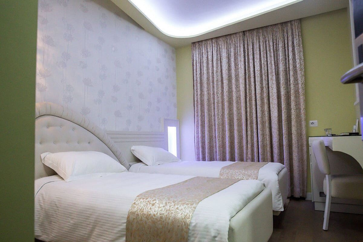 Tomannsrom | Safe på rommet, lydisolert, strykejern/-brett og barnesenger (inkludert)