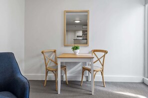 Dining - Chic 1-Bed Apartment Steps From Shopping Street (South Yarra)