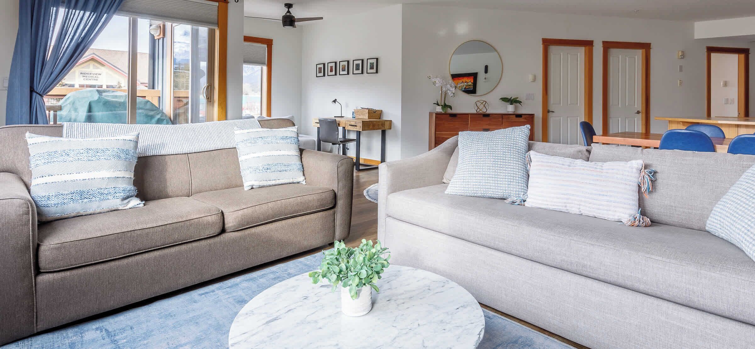 Smart-TV, peis og kontorer