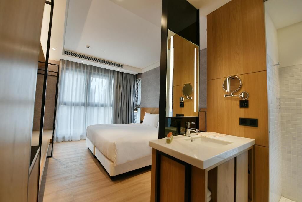 Bureau, chambres insonorisées, Wi-Fi gratuit, draps fournis
