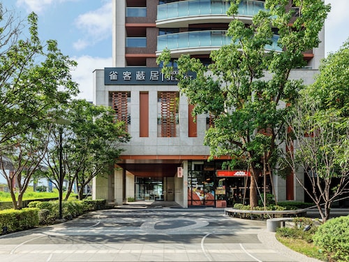 CHECK inn Select New Taipei Sanchong
