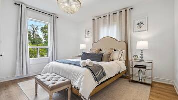 2 dormitorios, tabla de planchar con plancha, wifi gratis y ropa de cama