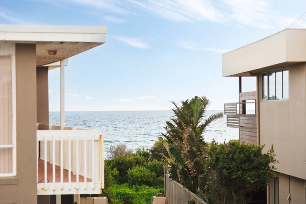 Casa básica | Vista a la playa o el mar