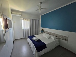 Ropa de cama hipoalergénica, minibar, escritorio y wifi gratis 