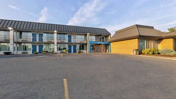 儿童活动区 - 室外