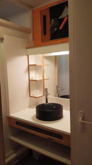 Shower, hair dryer - Chalet in a flowery park, 3 minutes from the beach! (Gassin)