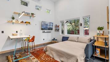 1 bedroom, iron/ironing board, WiFi, bed sheets