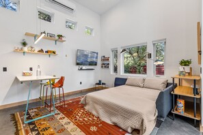 1 chambre, fer et planche à repasser, Wi-Fi, draps fournis