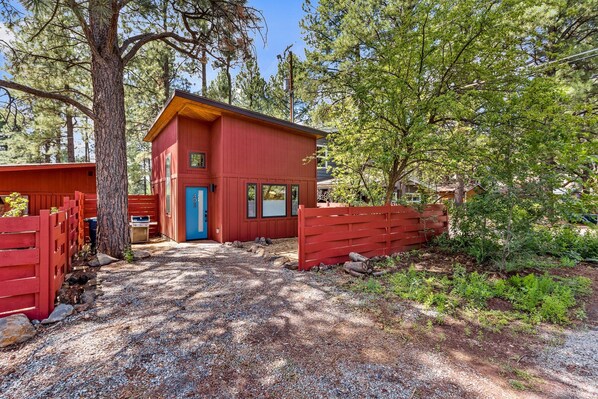 Exterior - NoHo Loft  |1BR/1BA | Spend Spring in Flagstaff! (Flagstaff)