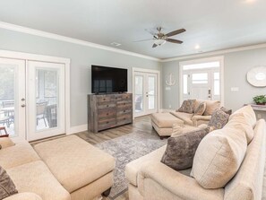 House, Multiple Beds, Pool Access, Pool View | Living area | 40-inch TV with digital channels - Casa Azul by Tybee Vacation Rentals (Tybee Island)